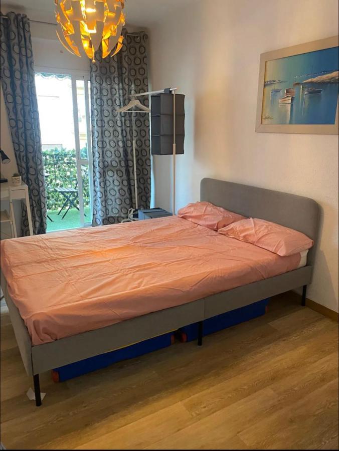 Apartamento De Habitaciones Privadas En El Centro De Málaga Esterno foto