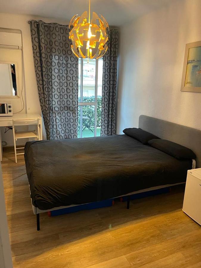 Apartamento De Habitaciones Privadas En El Centro De Málaga Esterno foto