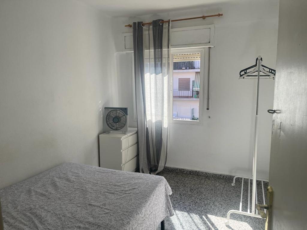 Apartamento De Habitaciones Privadas En El Centro De Málaga Esterno foto