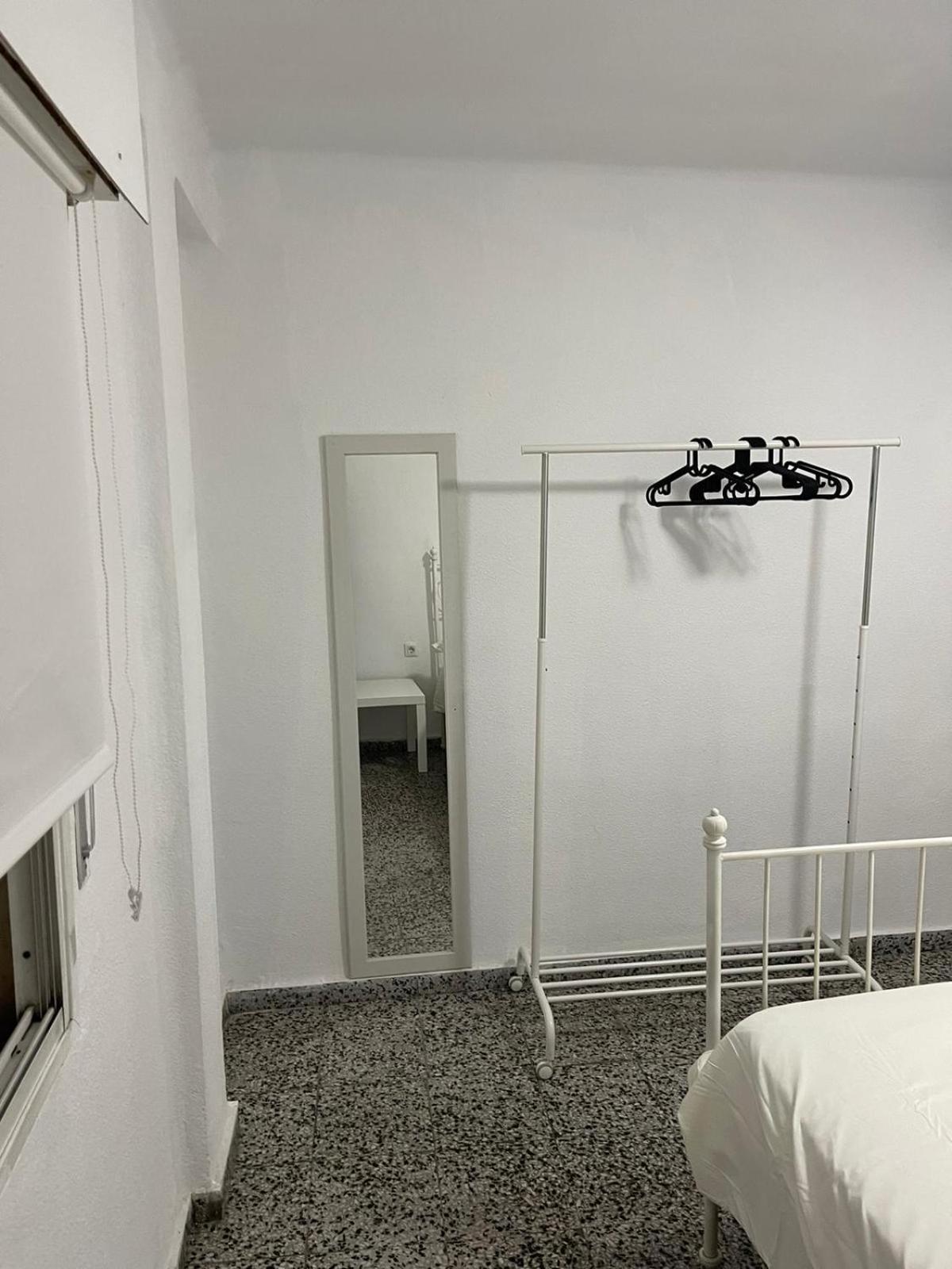 Apartamento De Habitaciones Privadas En El Centro De Málaga Esterno foto