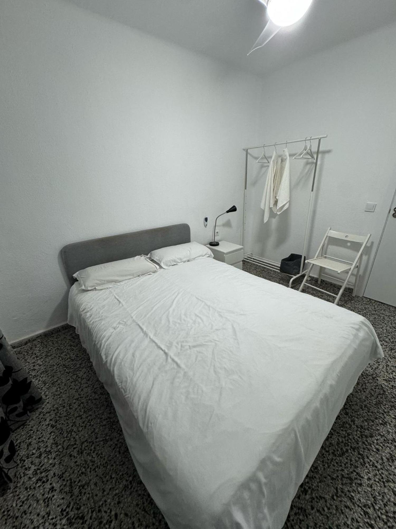 Apartamento De Habitaciones Privadas En El Centro De Málaga Esterno foto