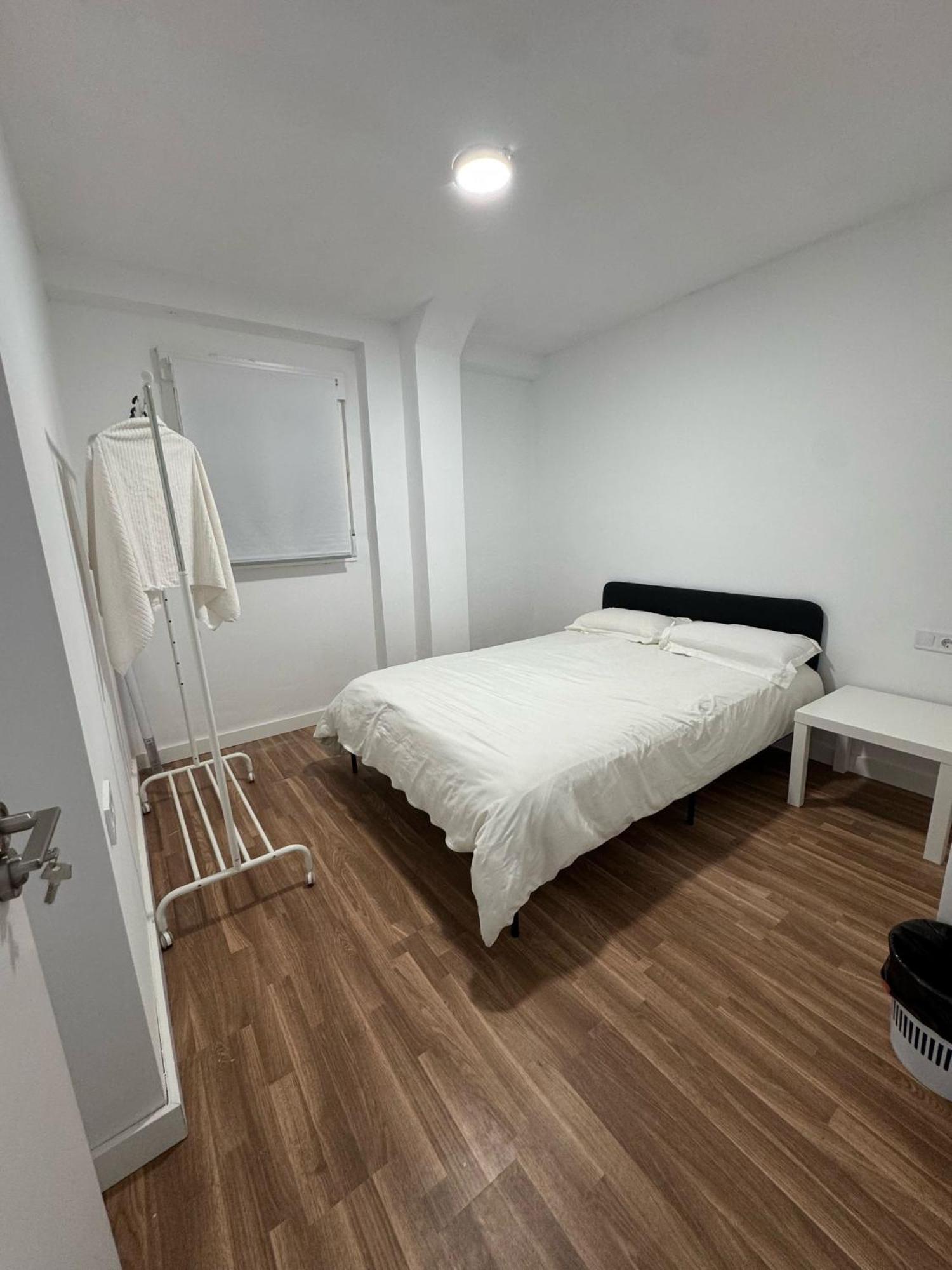 Apartamento De Habitaciones Privadas En El Centro De Málaga Esterno foto